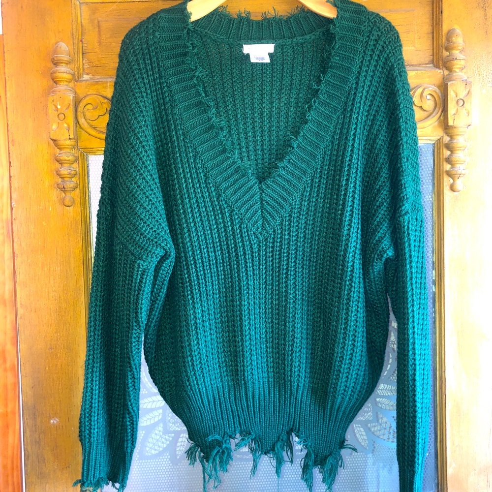 Main Strip Emerald Distressed Sweater